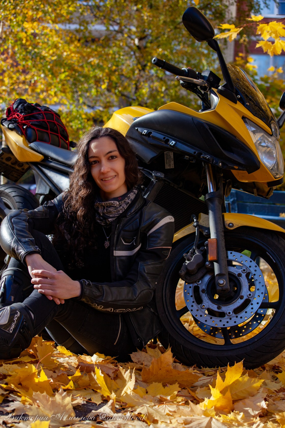 Алина Вартанова (Yamaha Diversion F 600). Виктория Ахмылова. Фотограф в Москве