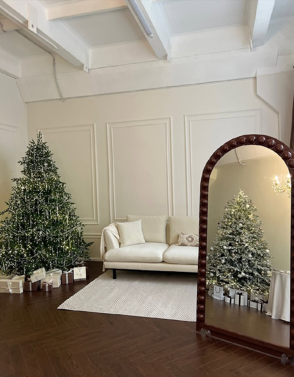 Фотостудия «Эстетика» зал Скарлетт. Свадебный фотограф в Ростове Александра Груздева