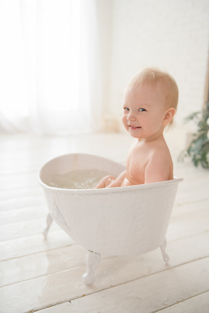 Фотосессия в годик  Первый день рождения. Выпускные альбомы для школьников в Череповце