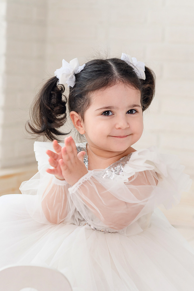 Фотосессия в годик  Первый день рождения. Выпускные альбомы для школьников в Череповце