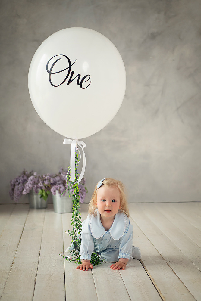 Фотосессия в годик  Первый день рождения. Выпускные альбомы для школьников в Череповце