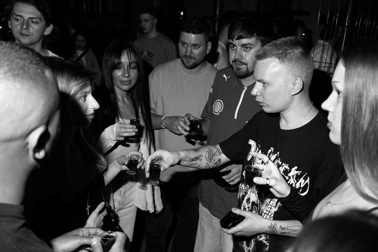 Vibe Room: Denis Yuzhin B-Day. Коммерческий и репортажный фотограф в Санкт-Петербурге — Туся Сушка