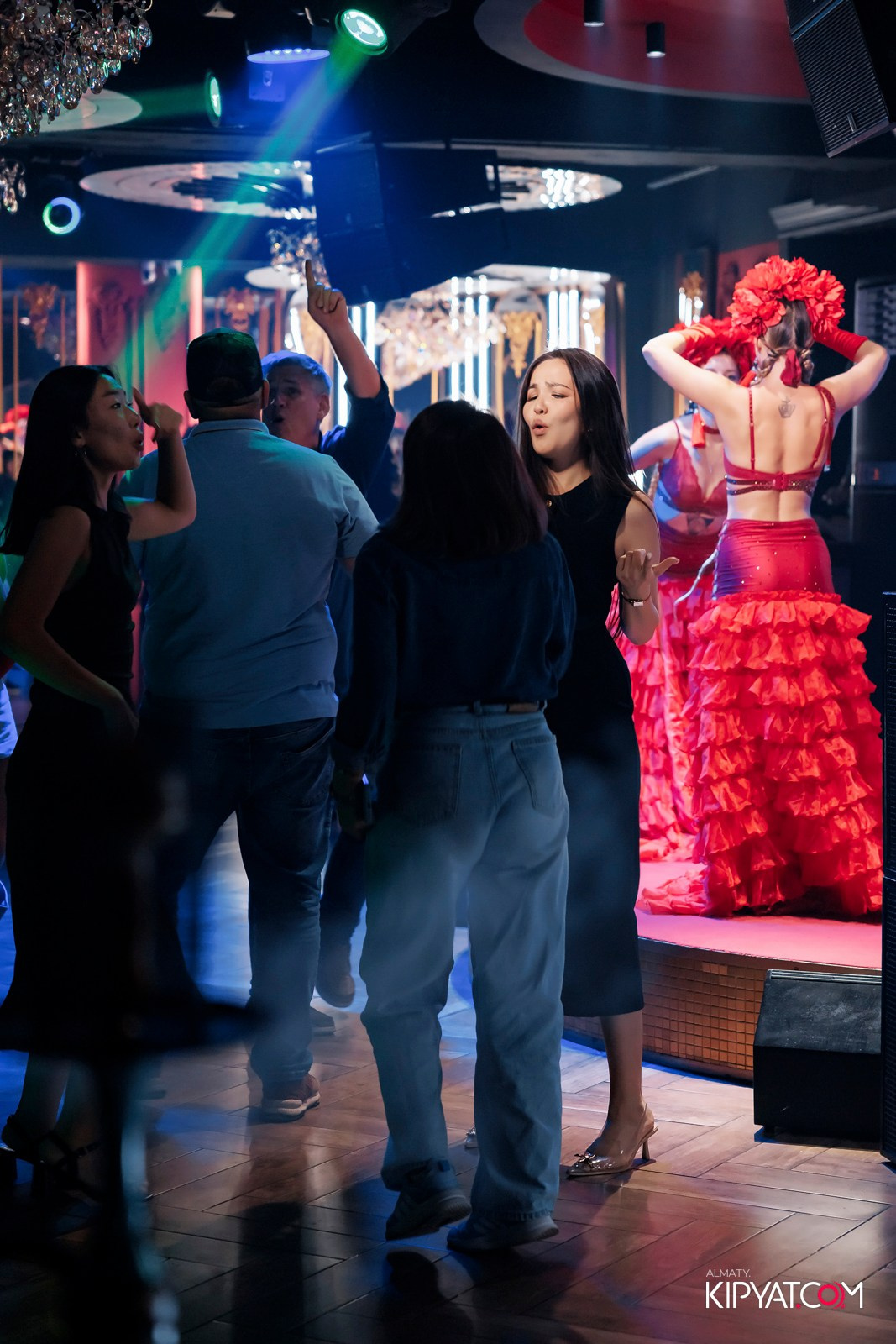 ЗАЯ, НА БИС. КИПЯТКОМ АЛМАТЫ!