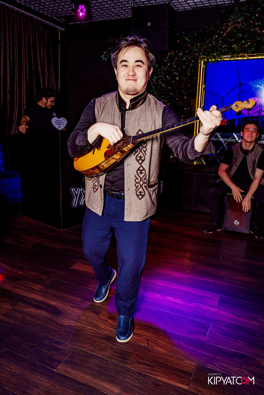 УХО И МЕДВЕДЬ НА САИНА. КИПЯТКОМ АЛМАТЫ!