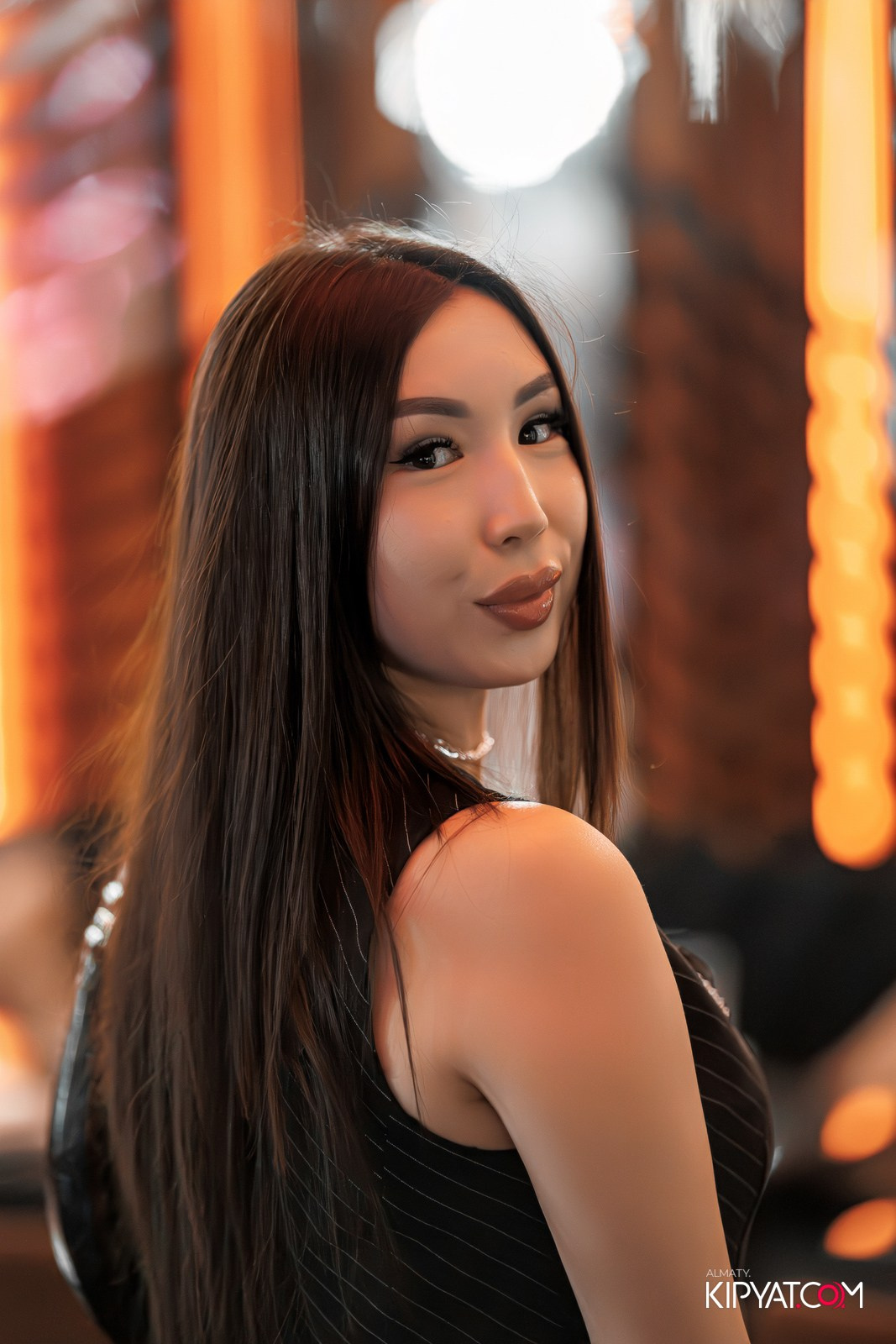 FRIENDS BAR & TERRACE. КИПЯТКОМ АЛМАТЫ!