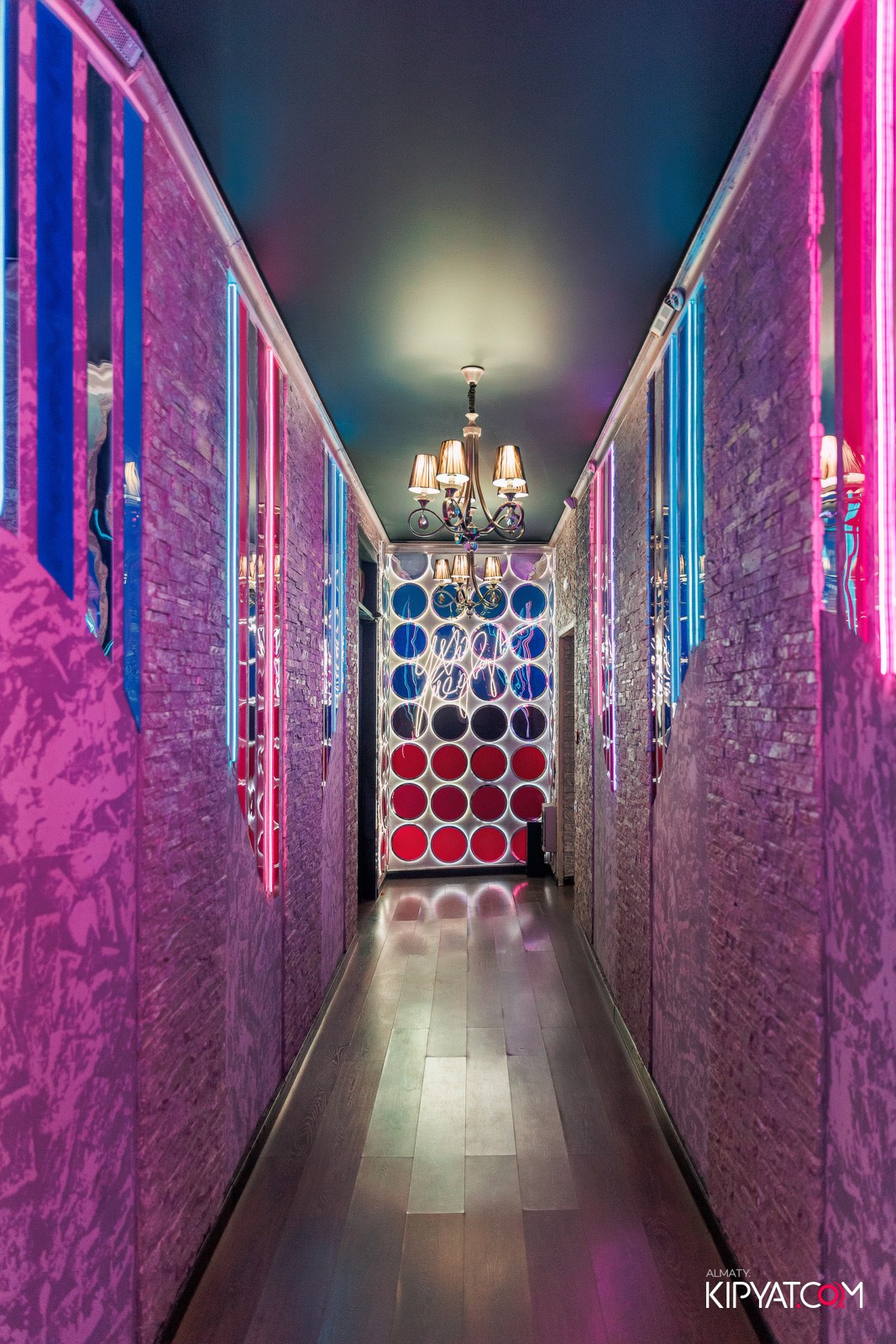 УХО И МЕДВЕДЬ НА ГАГАРИНА. КИПЯТКОМ АЛМАТЫ!