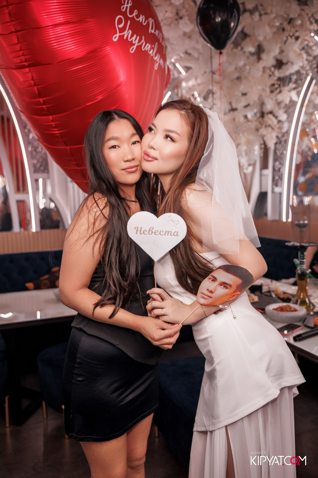 MOOD KARAOKE & TERRACE. КИПЯТКОМ АЛМАТЫ!