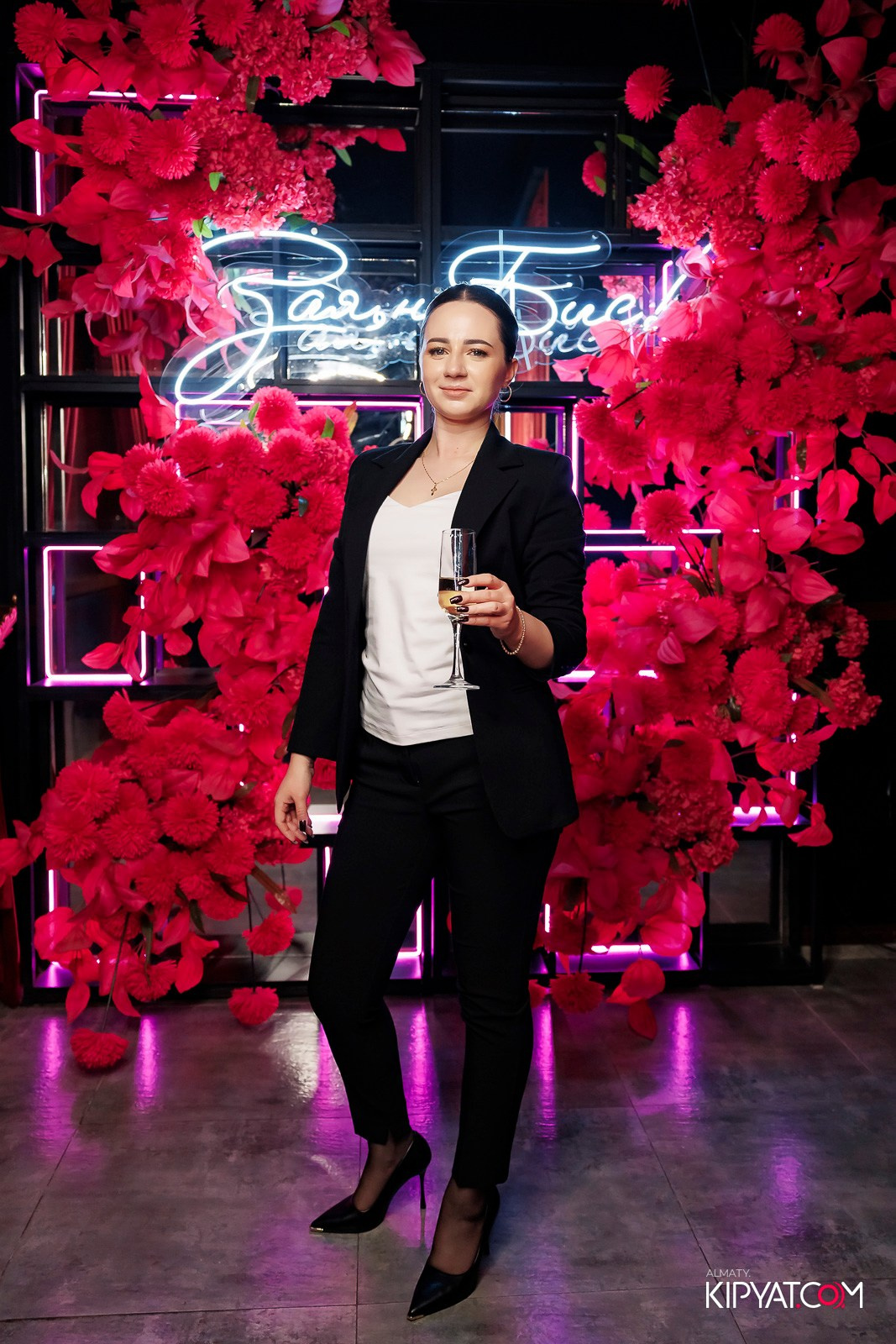 ЗАЯ, НА БИС. КИПЯТКОМ АЛМАТЫ!