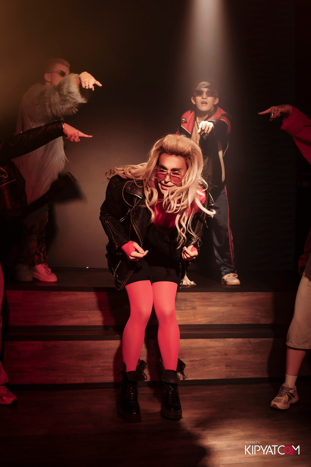 НОЧНОЙ КЛУБ ICON. КИПЯТКОМ АЛМАТЫ!