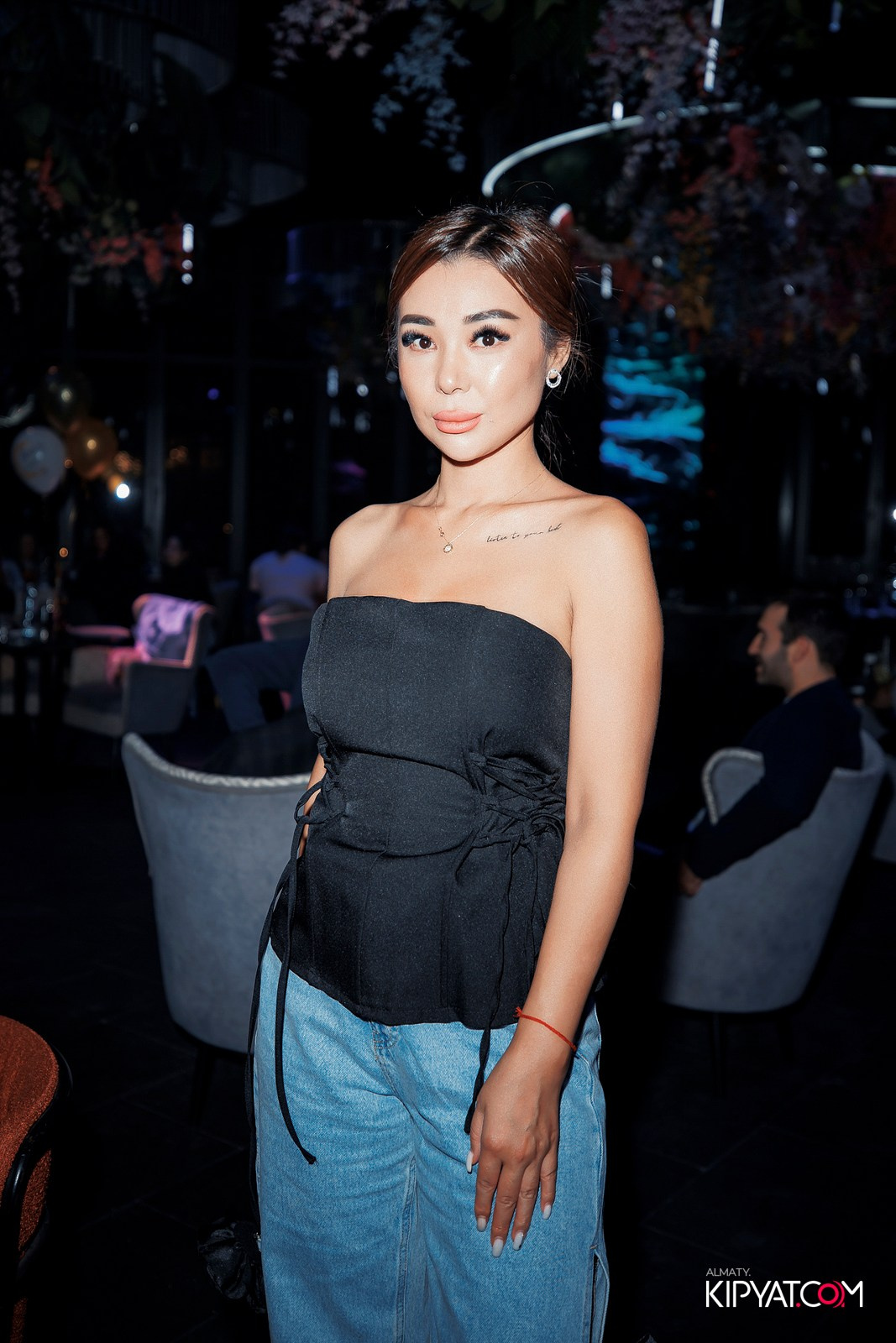 FRIENDS BAR & TERRACE. КИПЯТКОМ АЛМАТЫ!