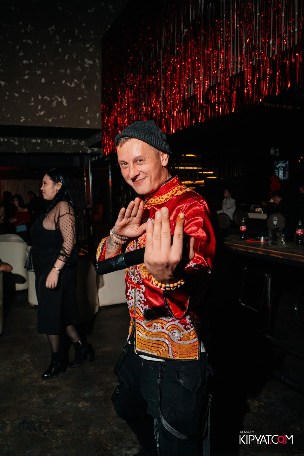 CHINA PARTY RETRO HIT. КИПЯТКОМ АЛМАТЫ!