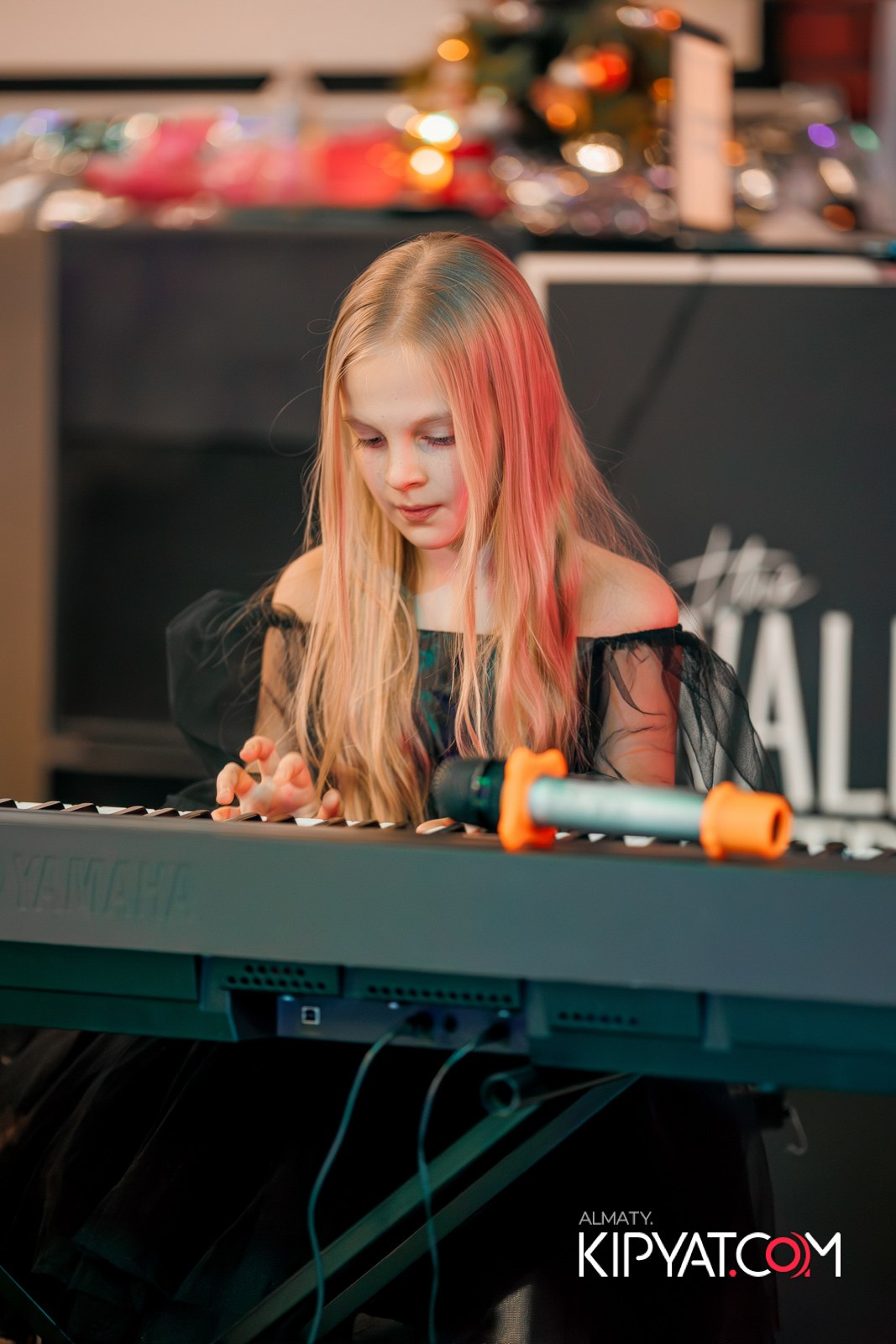 НОВОГОДНИЙ ОТЧЕТНЫЙ КОНЦЕРТ МУЗЫКАЛЬНОЙ ШКОЛЫ «SOULWAY». КИПЯТКОМ АЛМАТЫ!