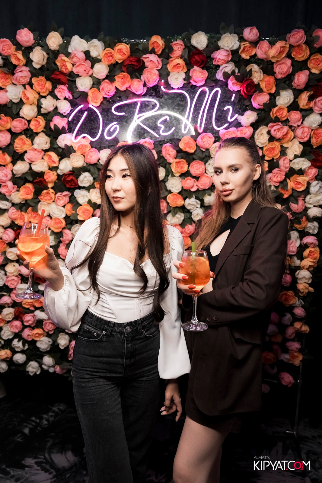 КАРАОКЕ DO RE MI. КИПЯТКОМ АЛМАТЫ!