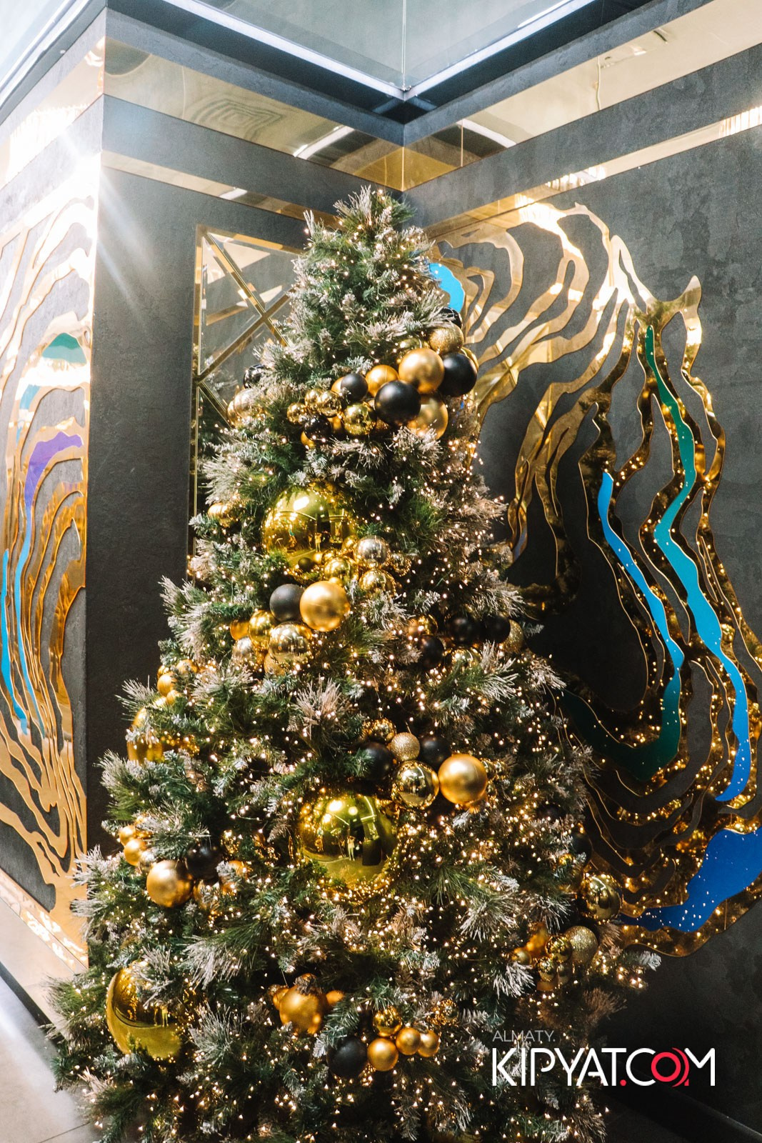 MOOD KARAOKE & TERACCE. КИПЯТКОМ АЛМАТЫ!