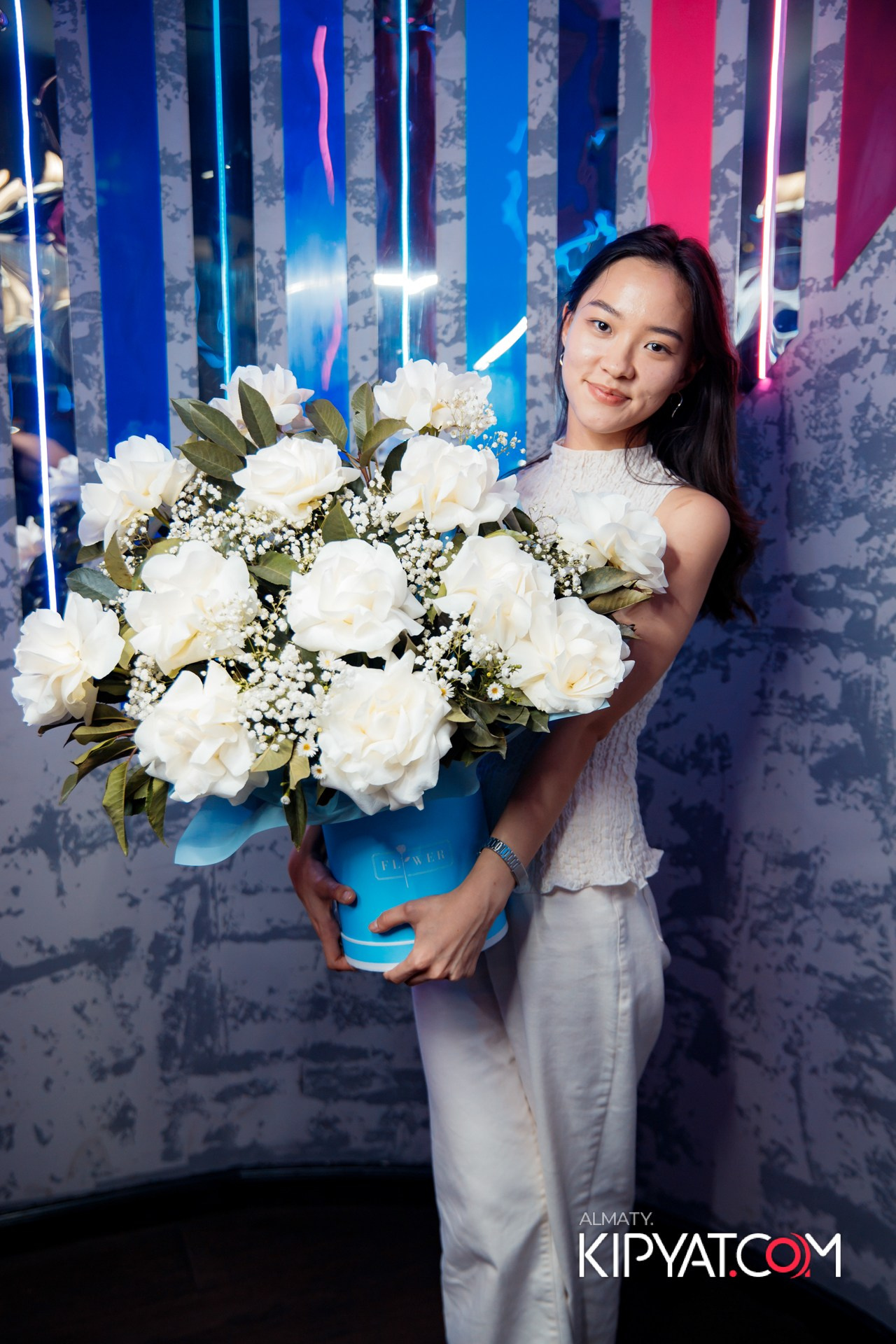 Ухо и медведь на Гагарина. КИПЯТКОМ АЛМАТЫ!