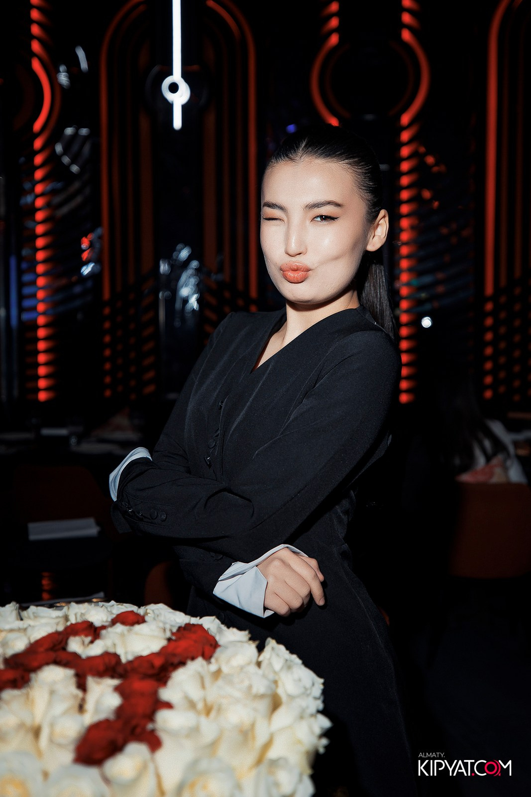 FRIENDS BAR & TERRACE. КИПЯТКОМ АЛМАТЫ! Фотосъемка мероприятий в Алматы