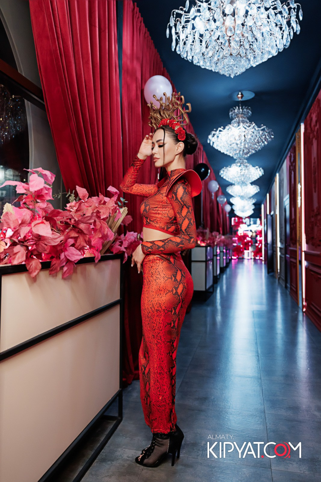 ЗАЯ, НА БИС. КИПЯТКОМ АЛМАТЫ!