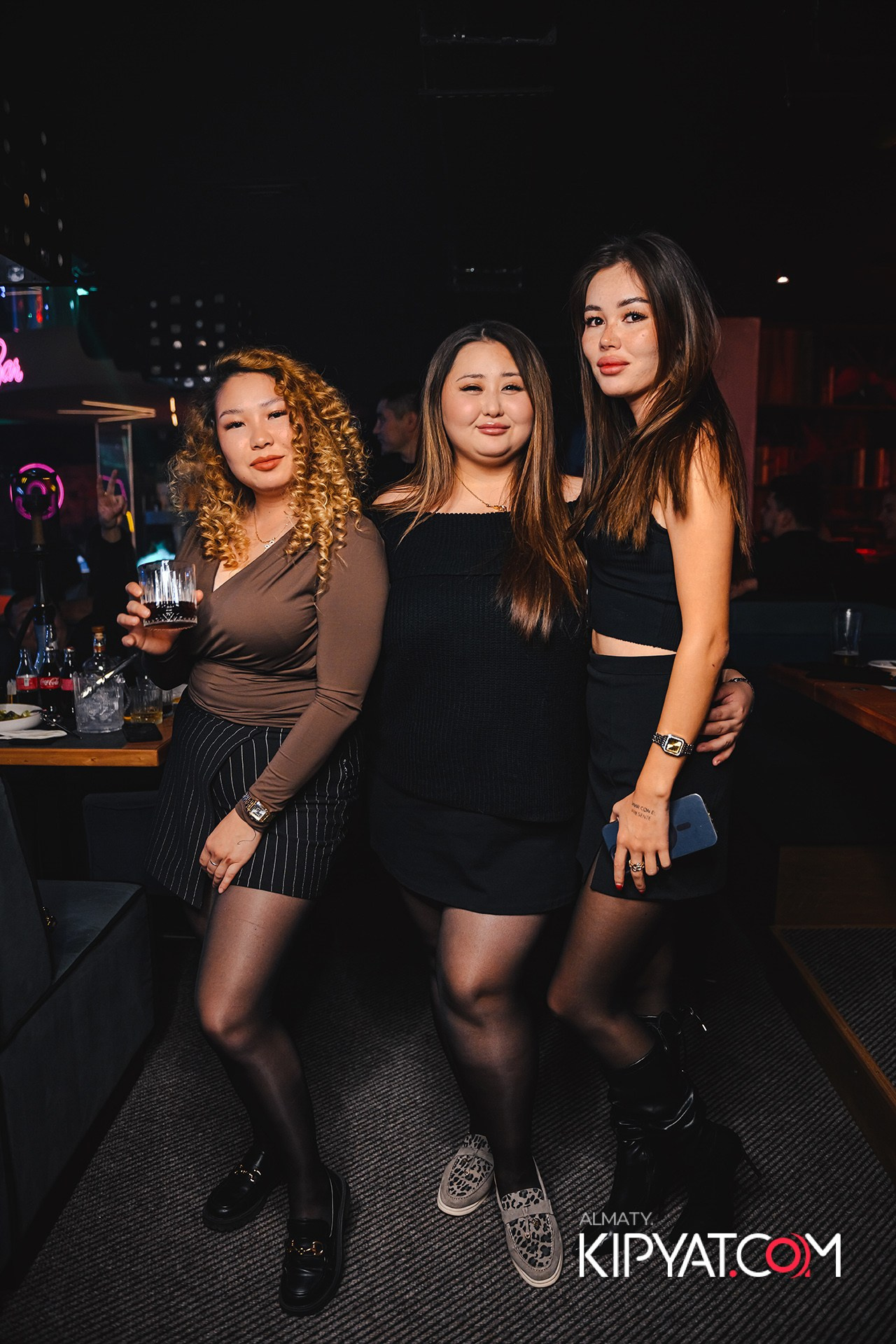 ВЫСТУПЛЕНИЕ ГРУППЫ ВИРУС SANTA BARBARA. КИПЯТКОМ АЛМАТЫ!