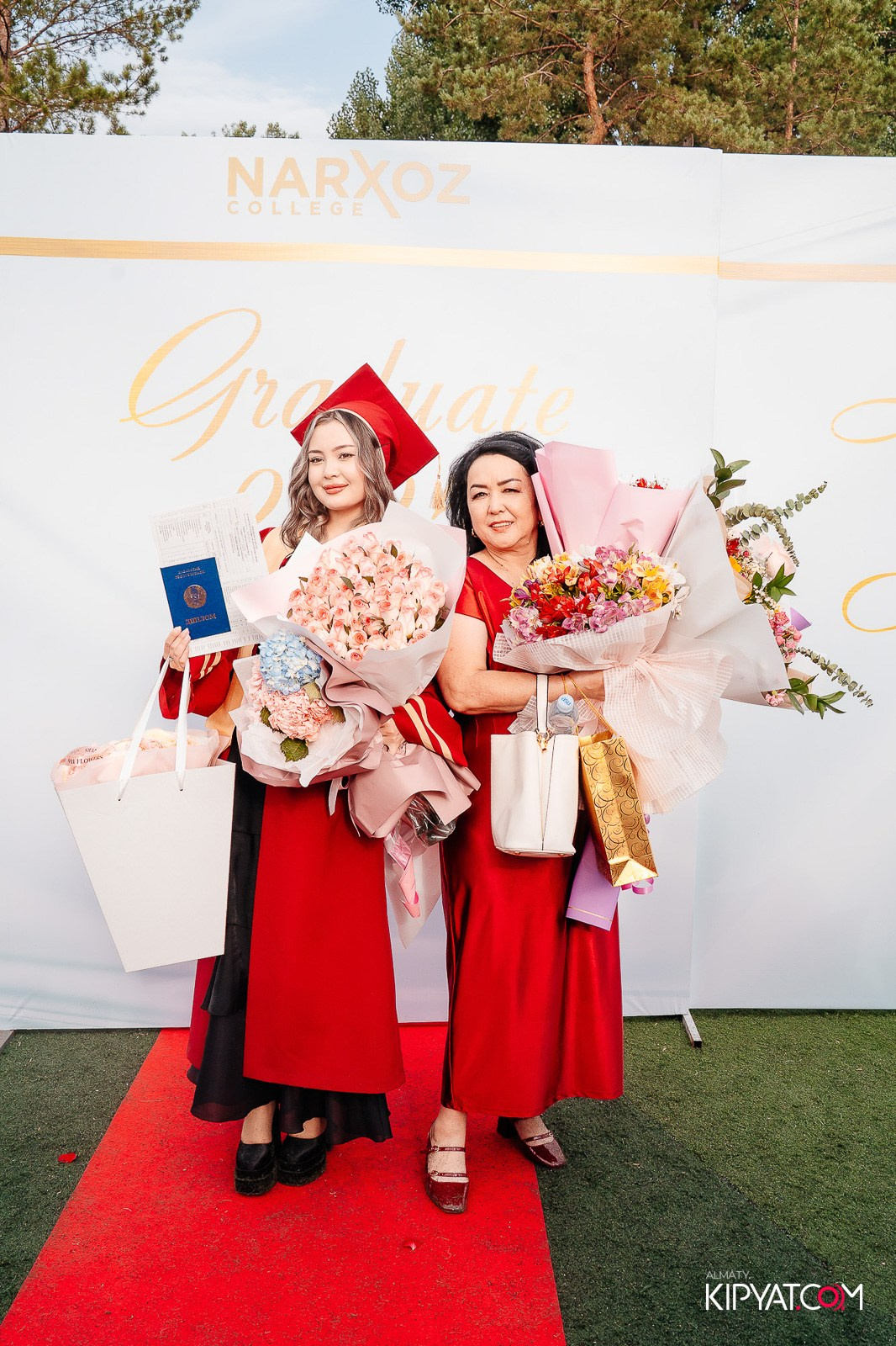 ВРУЧЕНИЕ ДИПЛОМОВ — НАРХОЗ КОЛЛЕДЖ. Part 1. КИПЯТКОМ АЛМАТЫ!