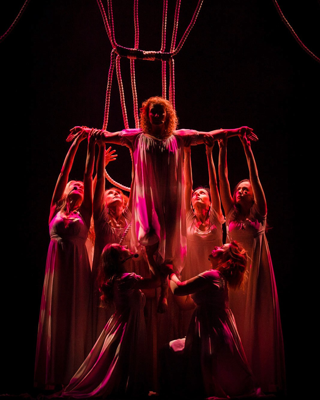 ТЕАТР. Фотограф и видеограф для бизнеса в Москве — фуд, рестораны, интерьер, контент | Sizov Studio