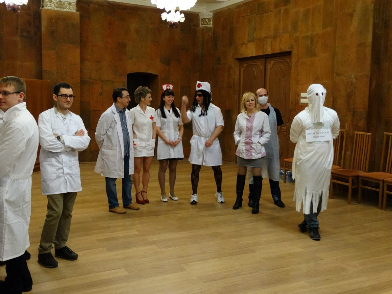 Люди в белом | 14-15.03.2015. Галерея Фантим