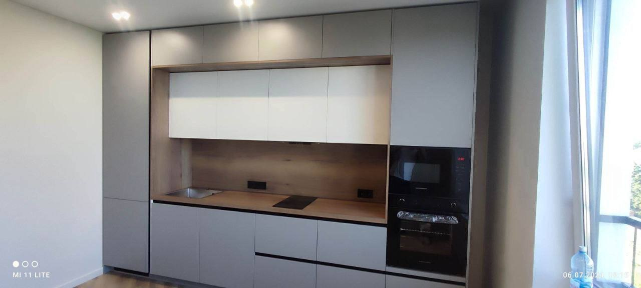 Фото с монтажа |Мебель на заказа: кухни, шкафы и т.д. в Томске. ГУДРУМ — Мебель на заказ в Томске | Кухни | Шкафы | Стулья и Столы