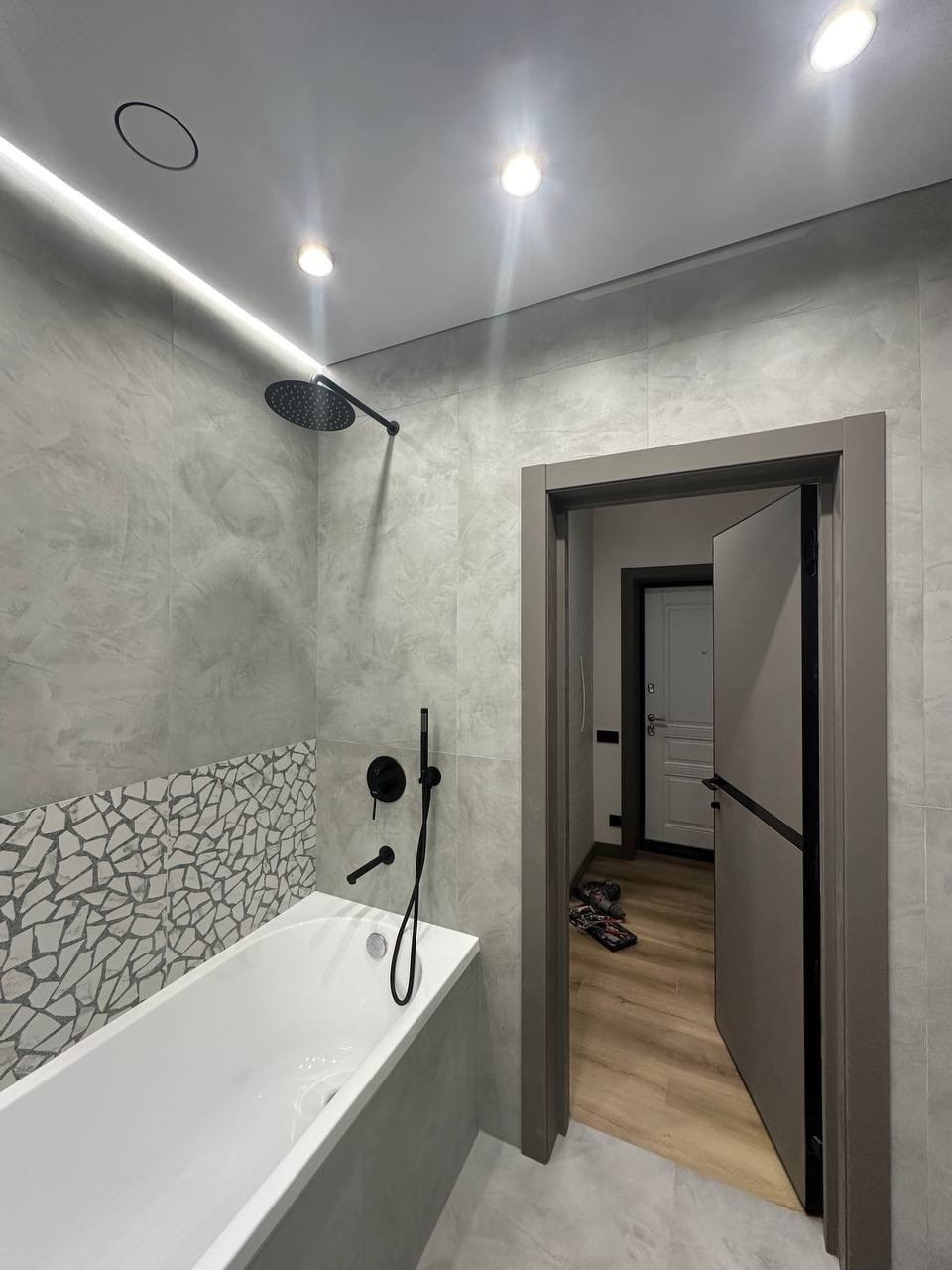 Ванная комната (с. Константиновка ул. Зеленая д. 28). Ремонт санузла, туалета, ванной под ключ в Казани. Укладка плитки