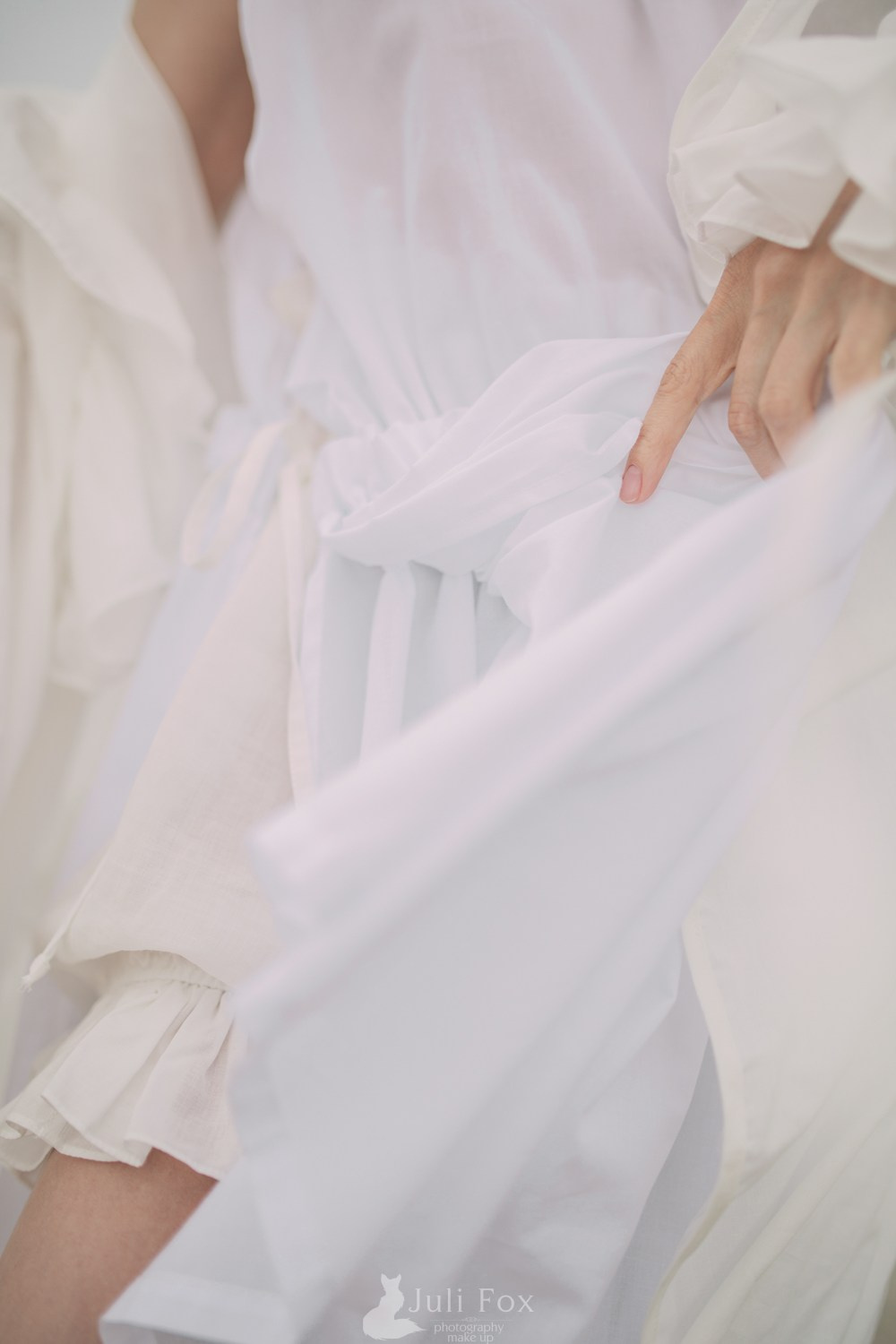 Фотосъемка для маркетплейсов во Владивостоке. Портретный, свадебный, репортажный фотограф во Владивостоке Юлиана Джули Фокс