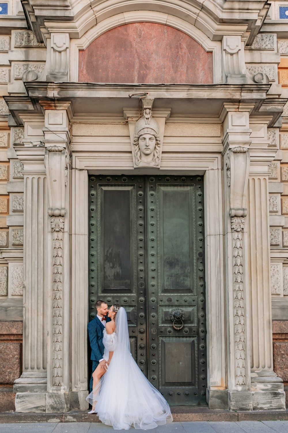 Свадебный фотограф в Санкт Петербурге, Москве. Фотограф крещение венчание в Петербурге! Помогает подобрать храм и посоветовал душевного батюшку в СПб