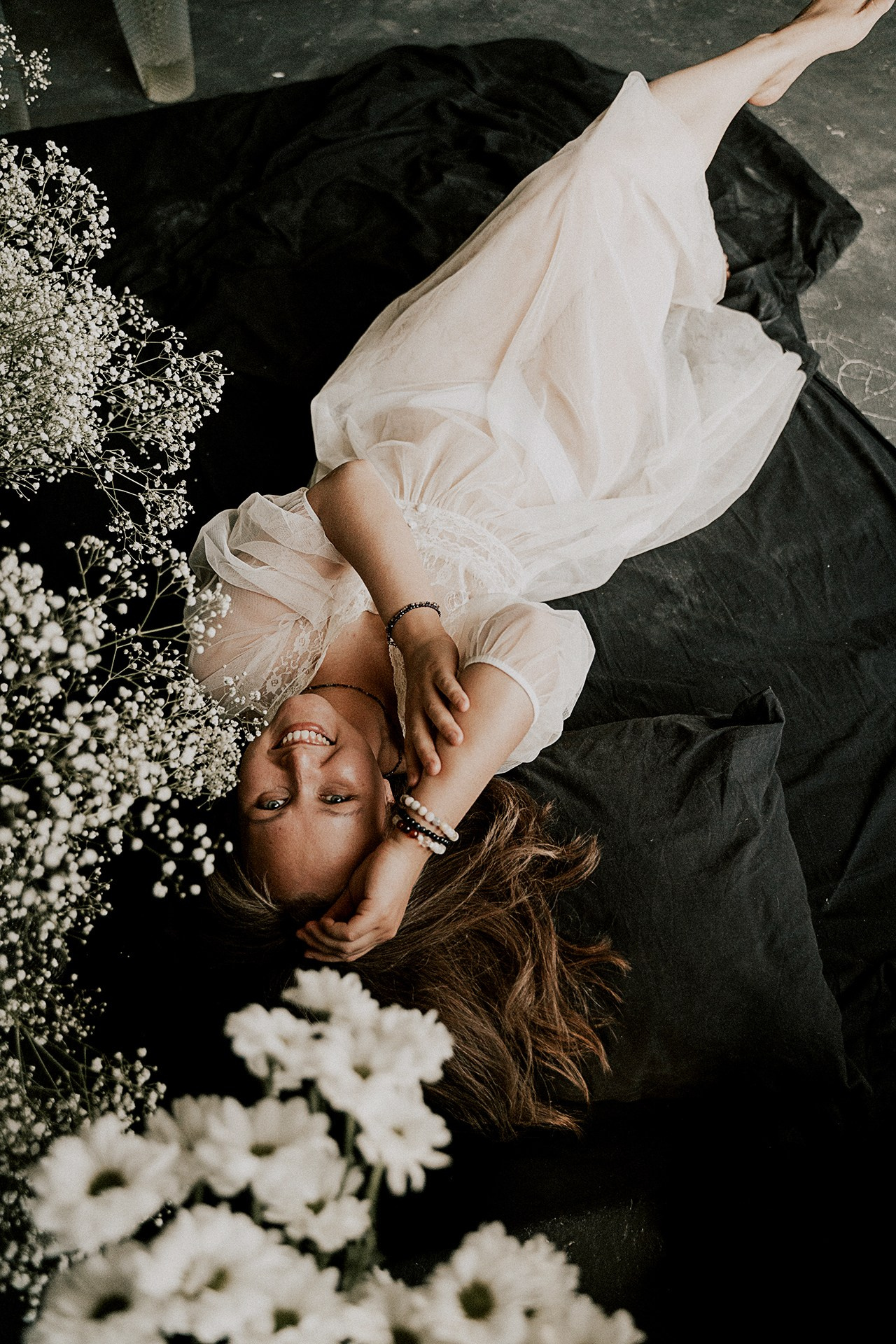 Алина инструктор йоги. Семейный и женский фотограф, контент фотосессия в Екатеринбурге