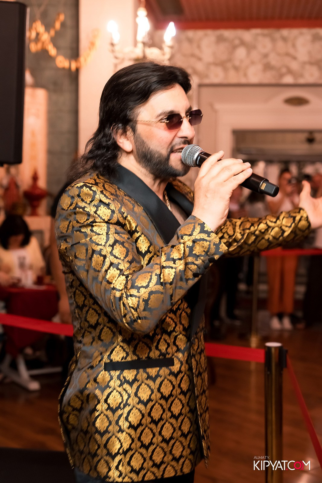 РЕСТОРАН МАРЬИНА РОЩА. КИПЯТКОМ АЛМАТЫ!