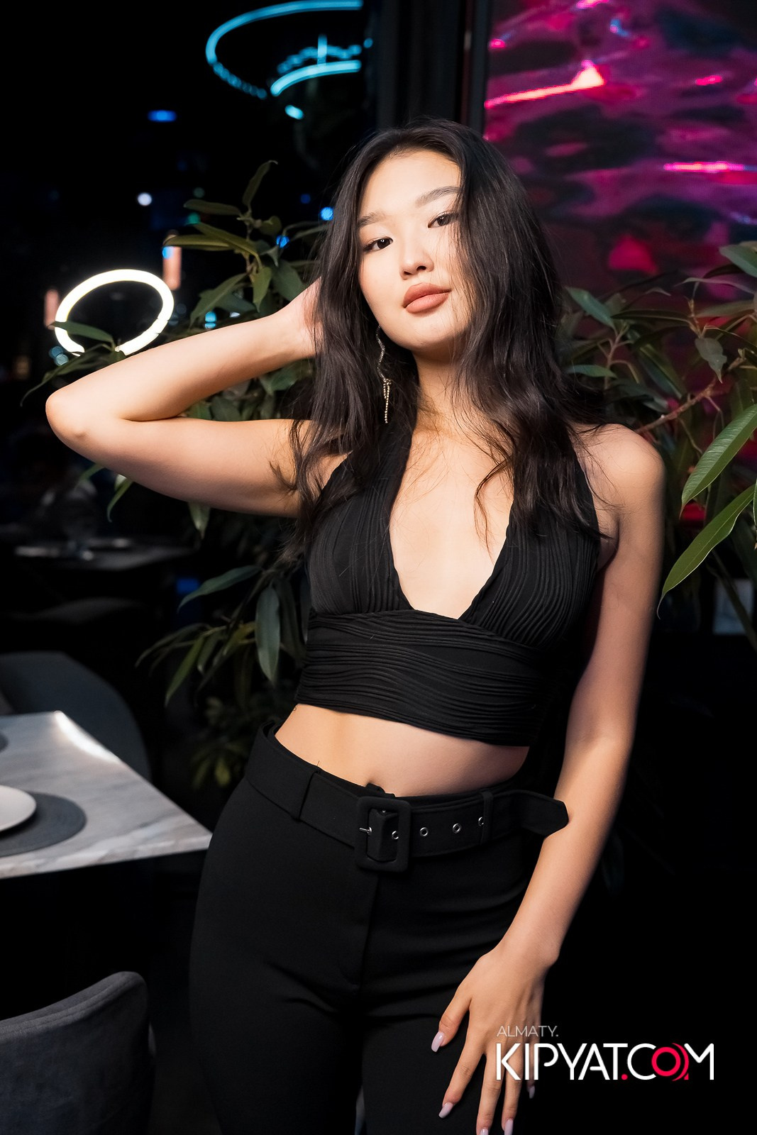 FRIENDS BAR & TERRACE. КИПЯТКОМ АЛМАТЫ!