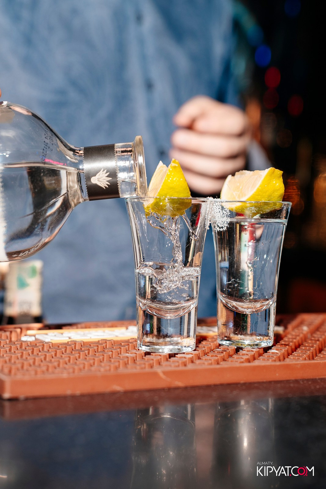 MOOD KARAOKE & TERRACE. КИПЯТКОМ АЛМАТЫ!