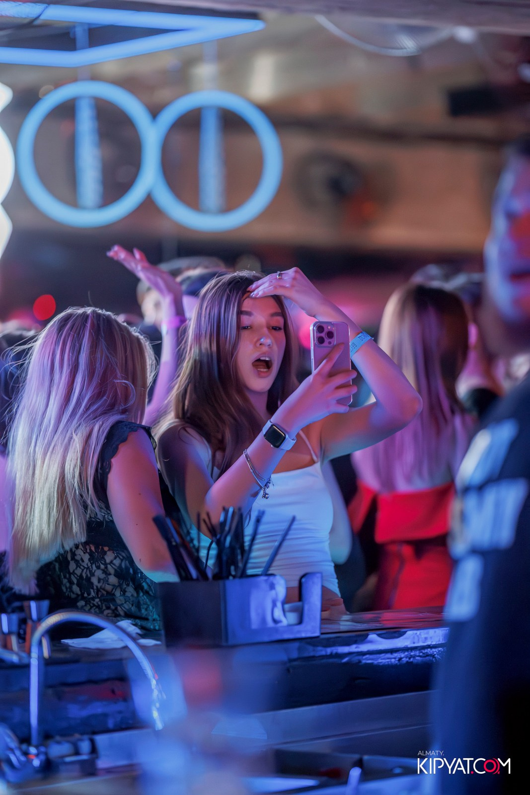 BHB. КИПЯТКОМ АЛМАТЫ!