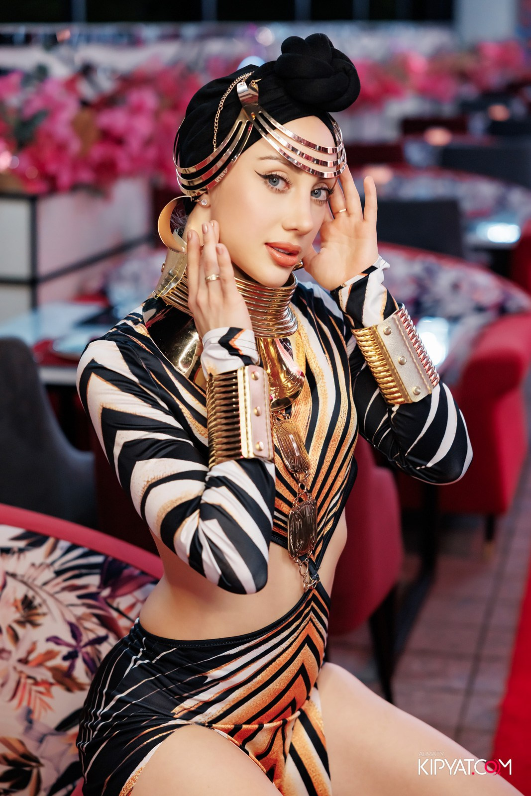 ЗАЯ, НА БИС. КИПЯТКОМ АЛМАТЫ!