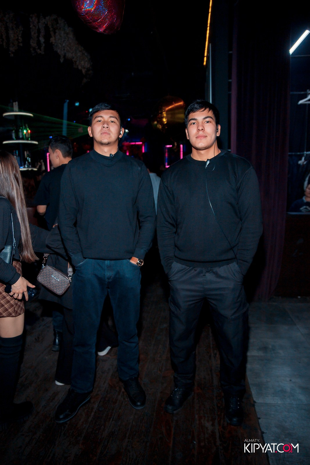 UYAT EMES BAR. КИПЯТКОМ АЛМАТЫ! Фотосъемка мероприятий в Алматы