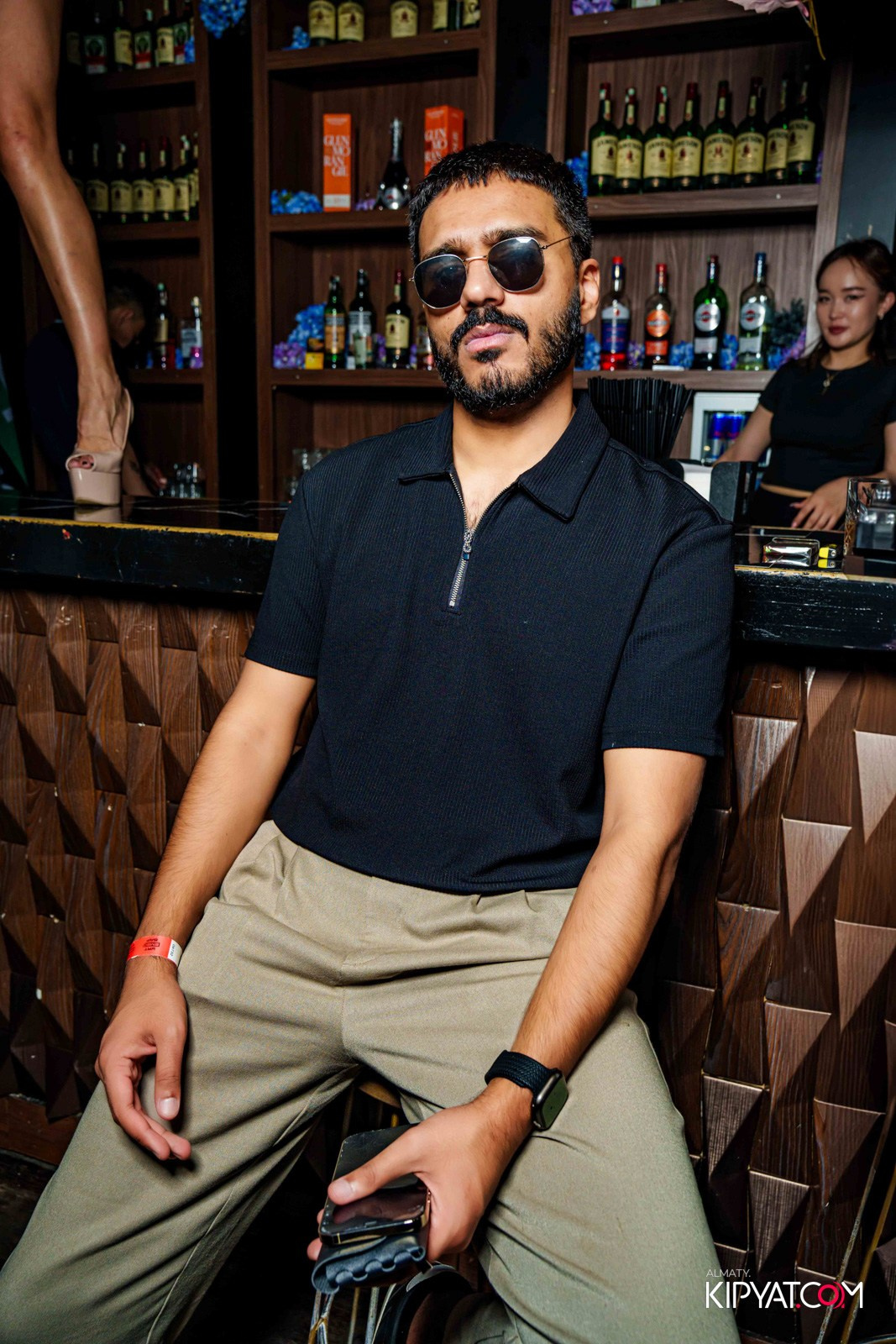 UYAT EMES BAR. КИПЯТКОМ АЛМАТЫ!