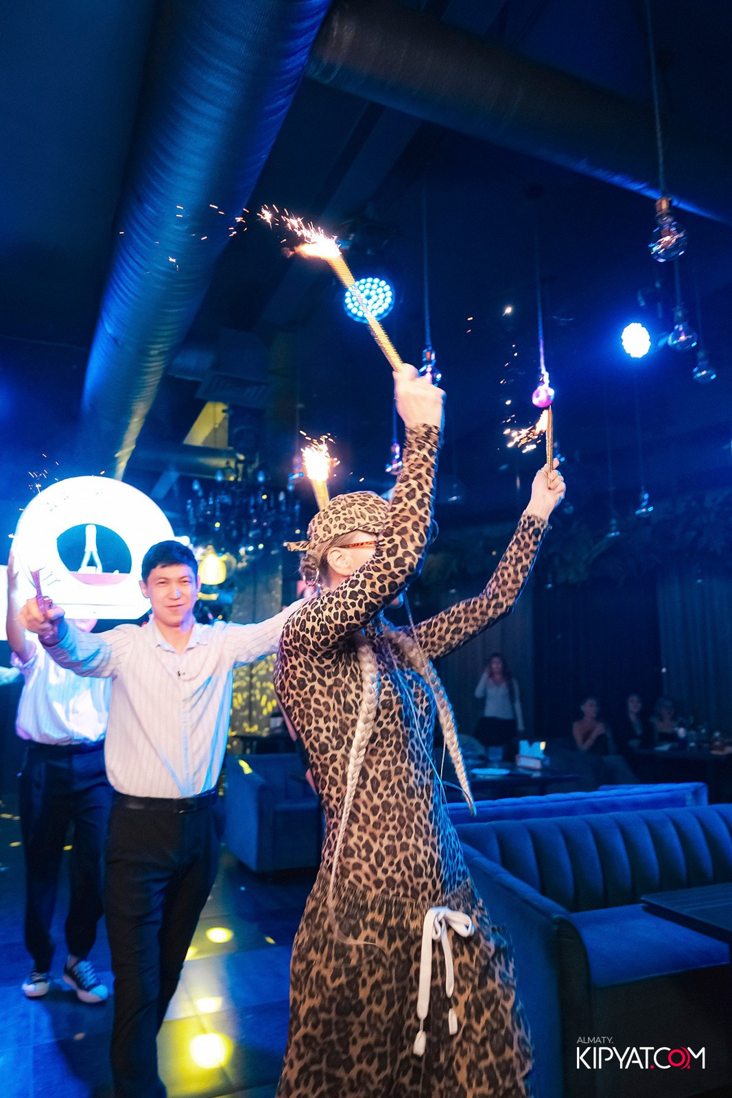 ДОРОГАЯ, Я НЕ ПИЛ. КИПЯТКОМ АЛМАТЫ!