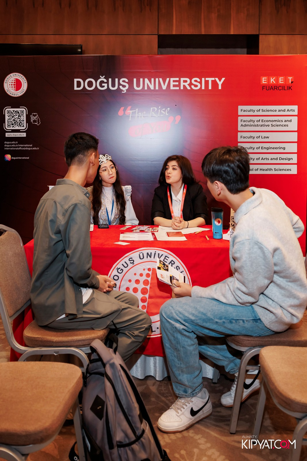 ВЫСТАВКА ТУРЕЦКИХ УНИВЕРСИТЕТОВ. КИПЯТКОМ АЛМАТЫ! Фотосъемка мероприятий в Алматы