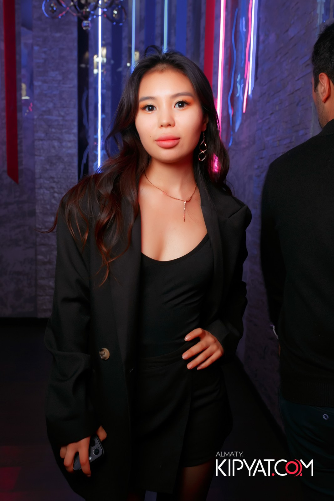 УХО И МЕДВЕДЬ НА ГАГАРИНА. КИПЯТКОМ АЛМАТЫ!