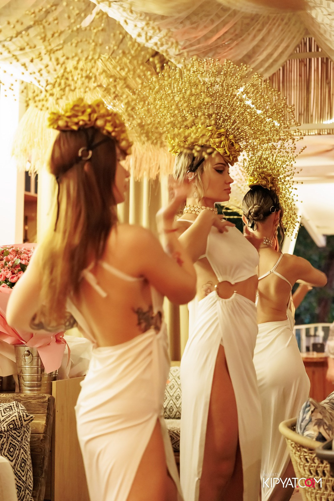 ŚANTI SUMMER TERRACE. КИПЯТКОМ АЛМАТЫ!