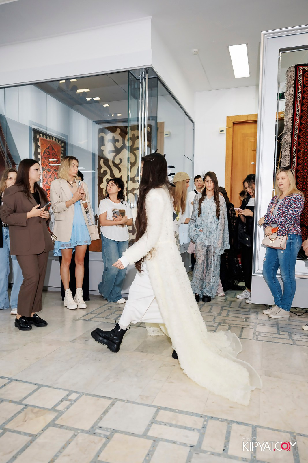 JUNIOR MODELS SHOW. ПЕРФОМАНС НОЧЬ В МУЗЕЕ. КИПЯТКОМ АЛМАТЫ! Фотосъемка мероприятий в Алматы