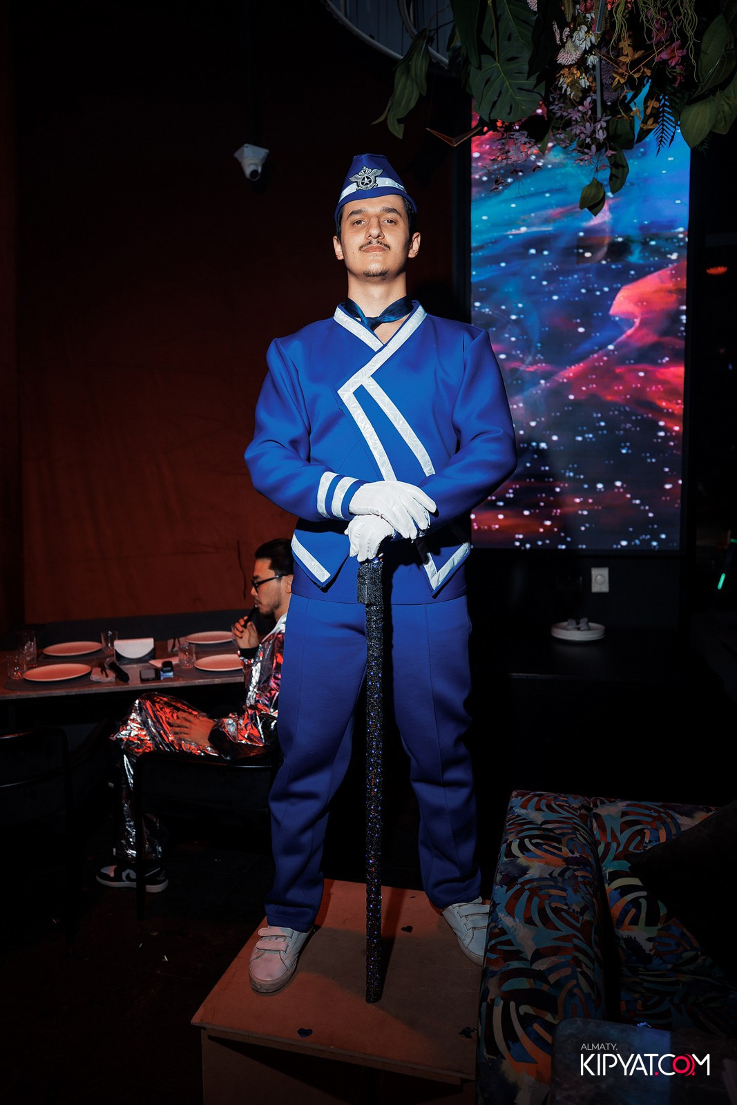 FRIENDS BAR & TERRACE. КИПЯТКОМ АЛМАТЫ!