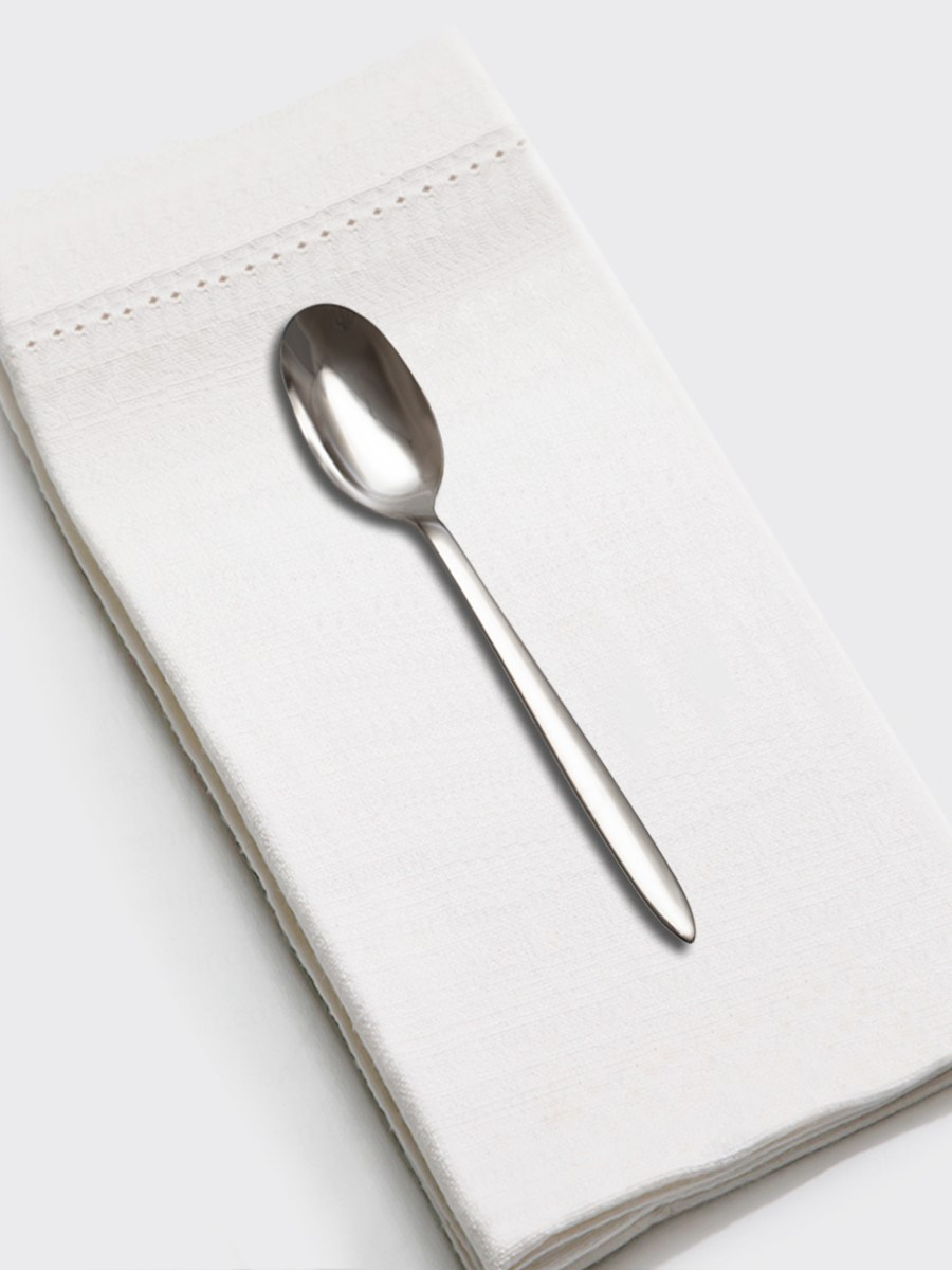 Фотосъемка набора столовых приборов для маркетплейсов