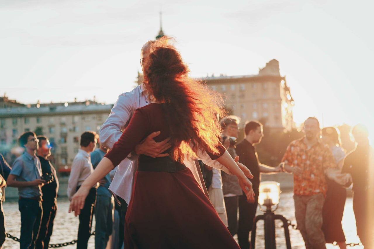 Набережная | Кат Ши. Фотограф Аннё| Москва