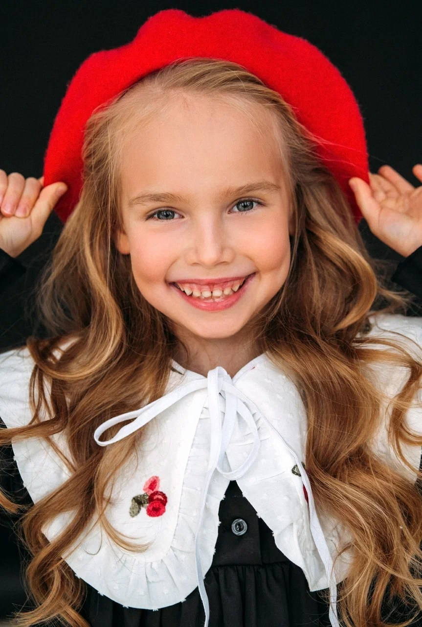 Кажукова Вика 8 ЛЕТ 131 СМ. Детское модельное агентство Musthave agency. База профессиональных моделей