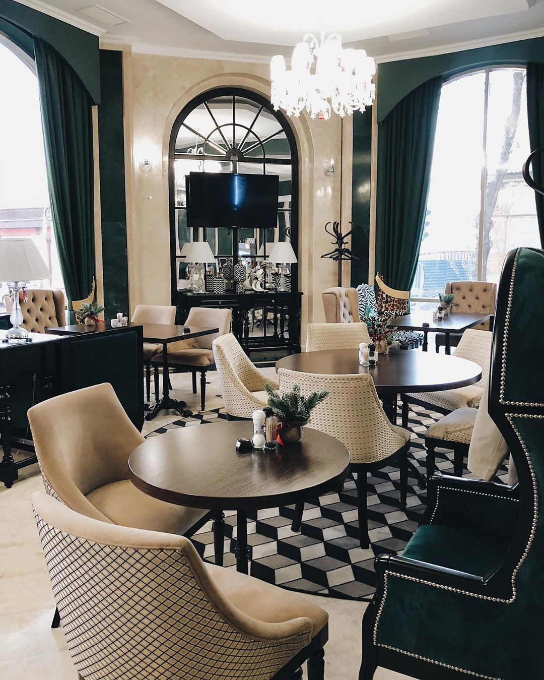 Отель «Бенамар». Свадебный фотограф в Ростове Александра Груздева