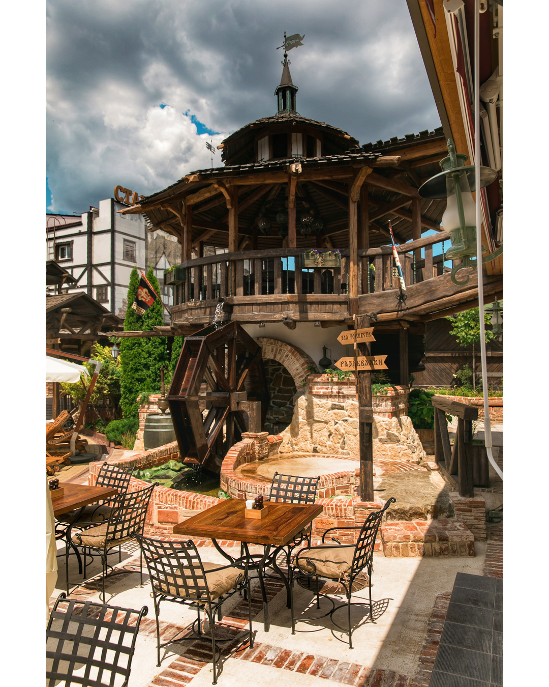 Развлекательный комплекс «Старый город». Свадебный фотограф в Ростове Александра Груздева