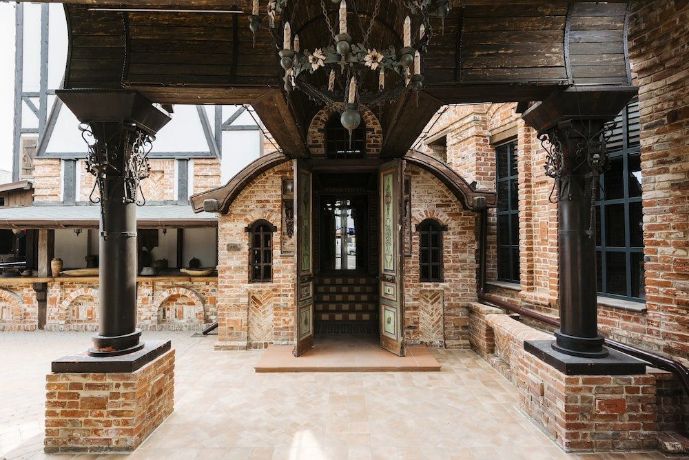 Развлекательный комплекс «Старый город». Свадебный фотограф в Ростове Александра Груздева