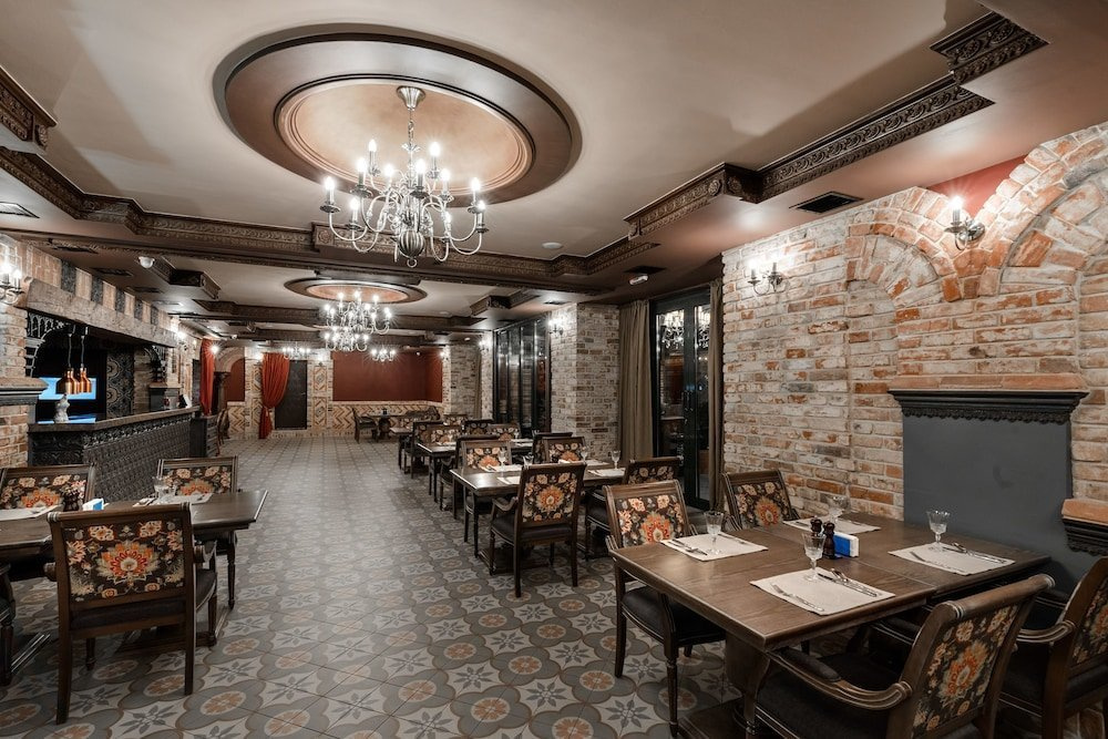 Развлекательный комплекс «Старый город». Свадебный фотограф в Ростове Александра Груздева